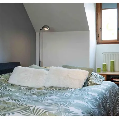 Holiday home Charmante Maison Entre Paris Et *